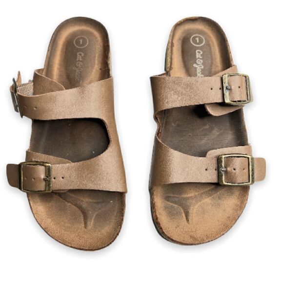 3/$15 or 5/$20 Girl’s Cat & Jack size 1 slip on footbed sandals - Picture 4 of 6